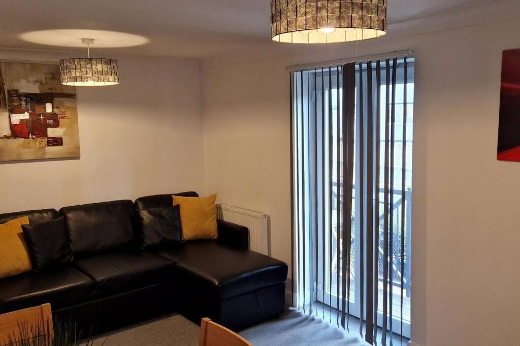 Greenhithe Cosy Apartment, Netflix And Sport Channels Ngoại thất bức ảnh